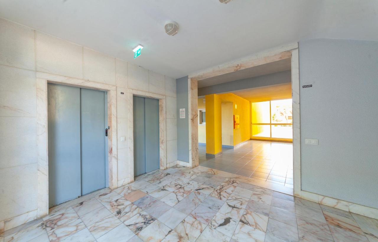 A44 - Sol E Mar Apartment In Lagos Exteriör bild